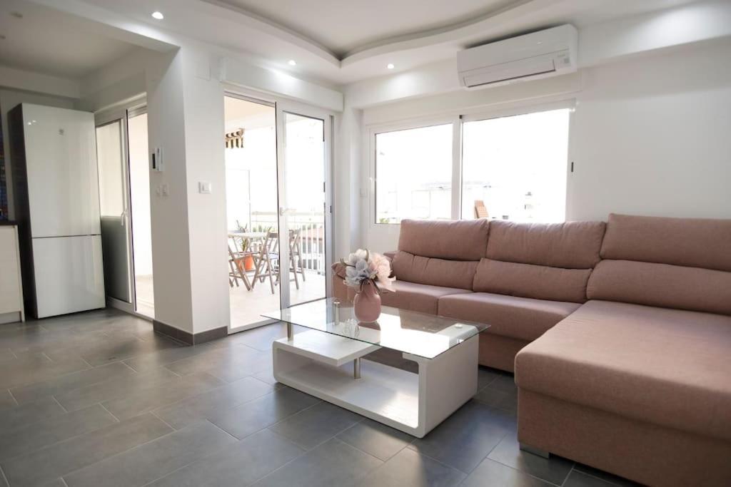 Cozy Apartment, Very Fresh At Playa De Gandia エクステリア 写真
